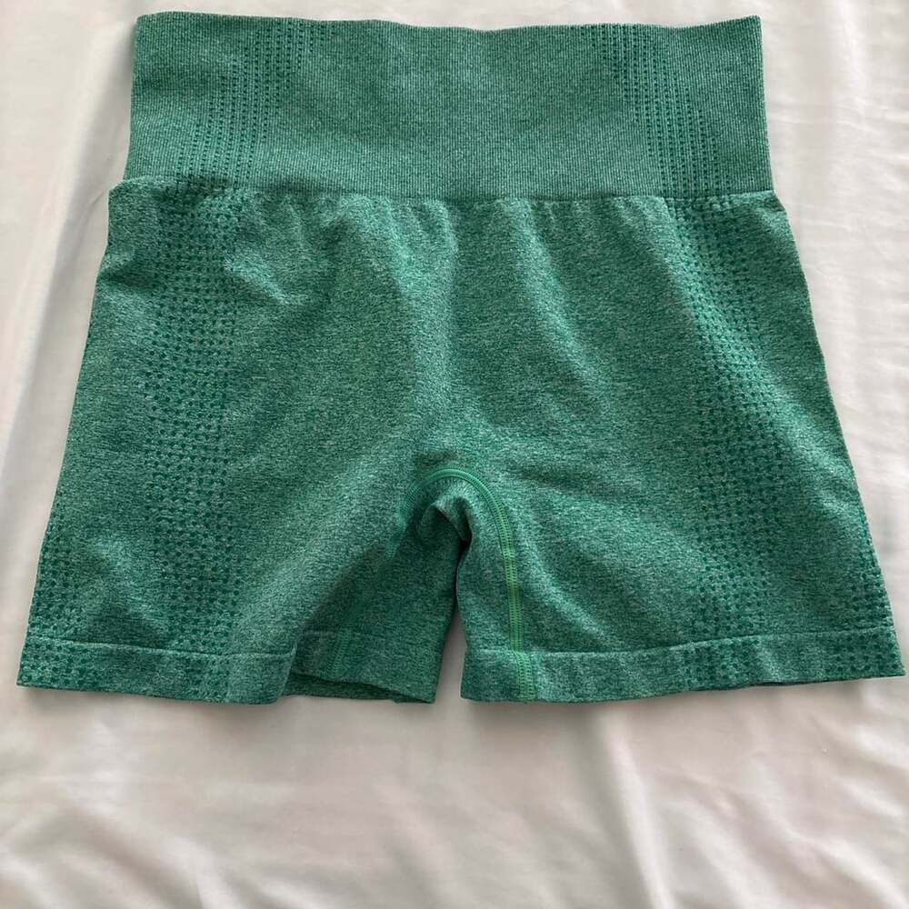 Seamless Shorts Size L Green Heathered Athletic